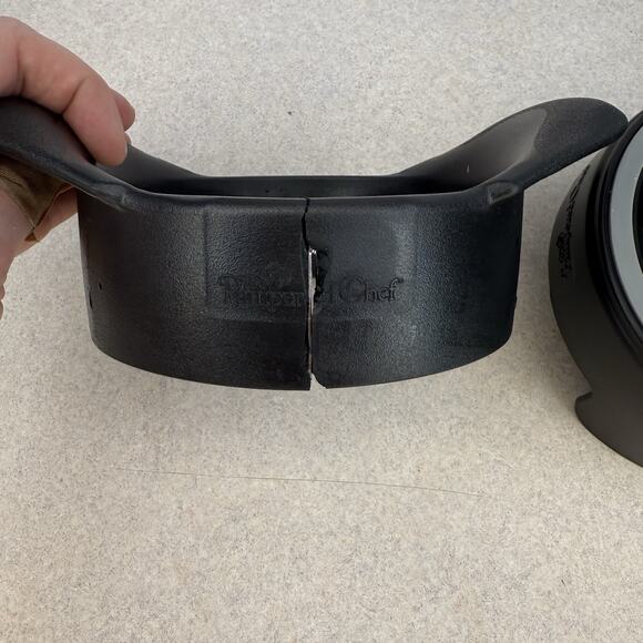 Pampered Chef Lot of‎ 3 Veggie Wedger Mango Wedger Biscuit Cutting Set Retired - Picture 6 of 13